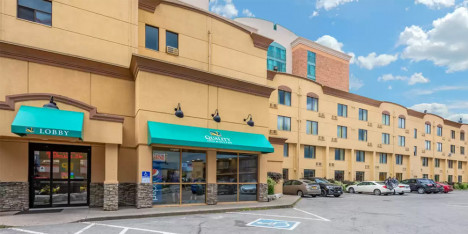 Stay and Play Getaway in Niagara Falls Stay and Play Getaway in Niagara Falls