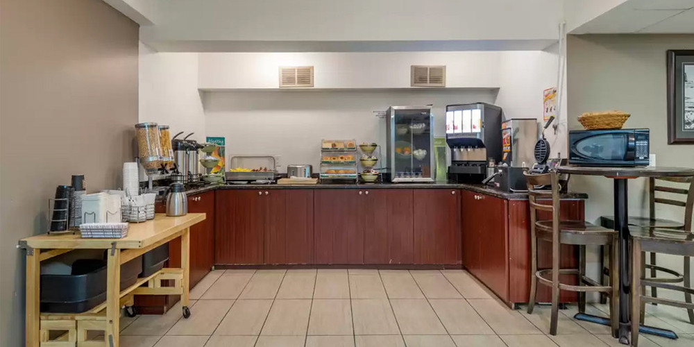 1-Night Stay + Winery and Dining Vouchers from Quality Inn & Suites