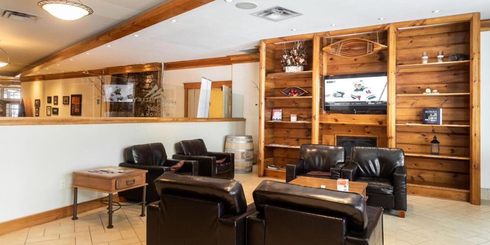 Hidden Valley Resort: 1-Night Stay with Wine, Macaroons & Spa Credit in Muskoka