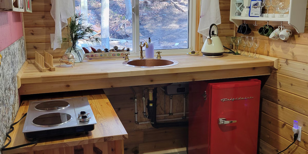 Century-Old Cabin: 2-Night Stay with Sparkling Wine & Lavender Treats