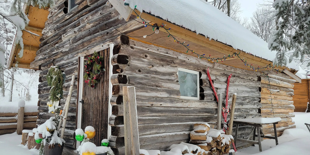 Century-Old Cabin: Private Half-Day Countryside Escape for 4