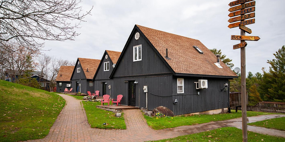 Lake Muskoka Chalet: 3-Night Stay in a Two-Bedroom Chalet with Private Hot Tub