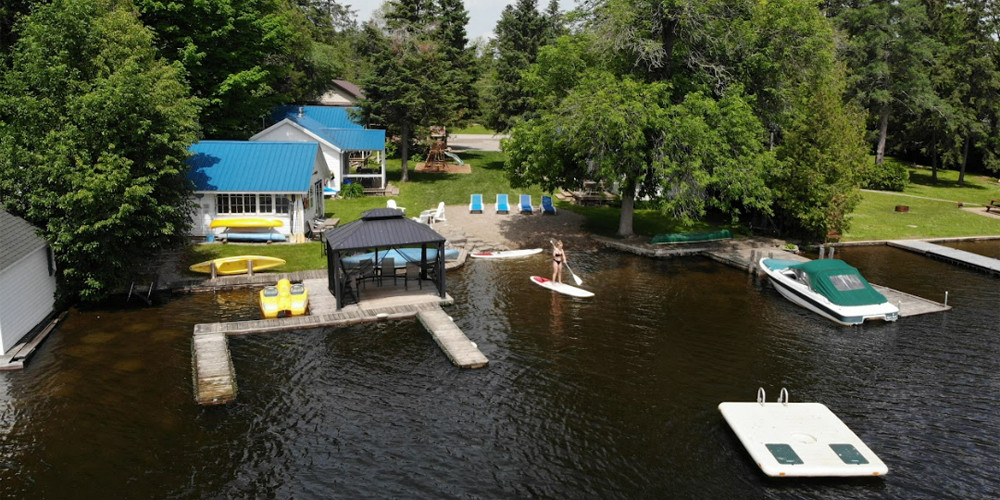 Bobcaygeon Resort: 2-Night Waterfront Cottage Stay in Ontario’s Kawartha Lakes