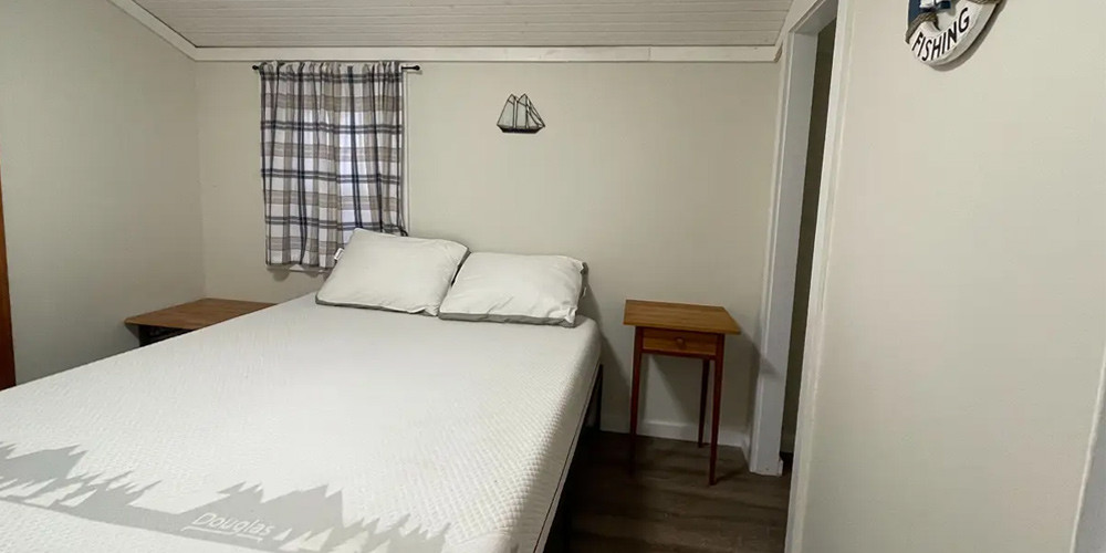 Bobcaygeon Resort: 2-Night Waterfront Cottage Stay in Ontario&rsquo;s Kawartha Lakes