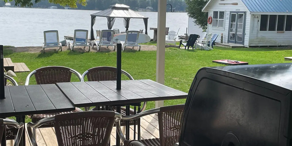 Bobcaygeon Resort: 2-Night Waterfront Cottage Stay in Ontario&rsquo;s Kawartha Lakes