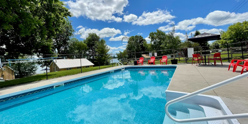 Catch More Resort: 2-Night Waterfront Cottage Stay on Ontario&rsquo;s Scenic Lake