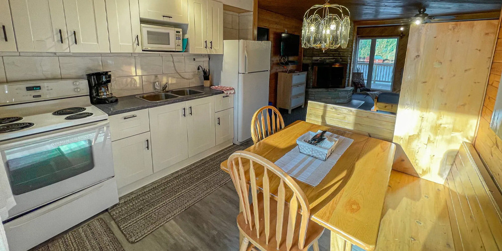 Ahmic Lake Resort: 2-Night Lakefront Stay with Dining Credit