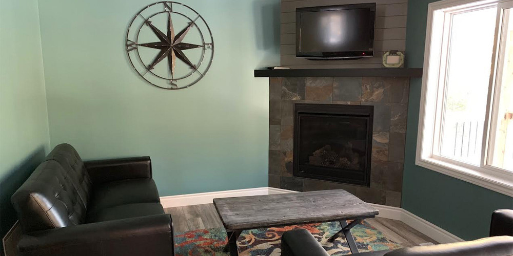 Edgewater: 3-Night Stay in a 3-Bedroom House for a Relaxing Getaway