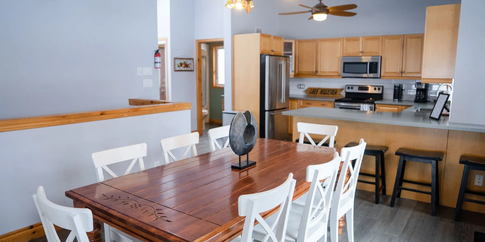 Lake Muskoka Chalet: 2-Night Stay in a Grand Chalet with Late Checkout + Gift Basket